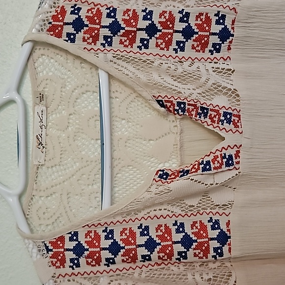 L Liberty Love Top with Lace - Picture 2 of 5